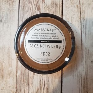 Mary Kay mineral powder foundation